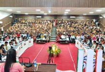 JMIT में युवा संसद का अनोखा आयोजन, सत्ता पक्ष-विपक्ष बनकर विद्यार्थियों ने की बहस